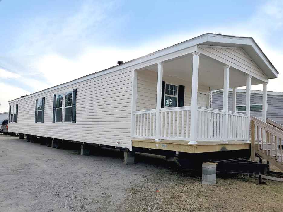 2 Bed Single Wide with Porch - Morehead City NC